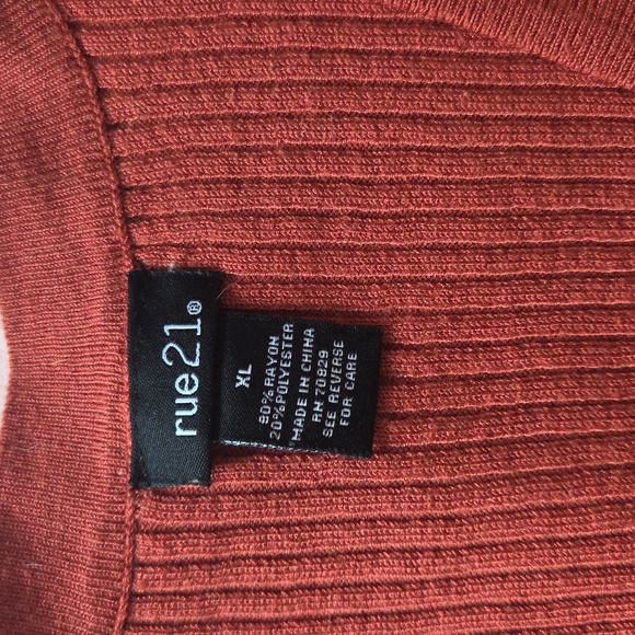 rue21 Rust Ribbed Knit Top - Picture 2 of 8